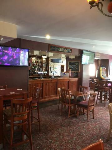 The Star Hotel Барнзли Екстериор снимка